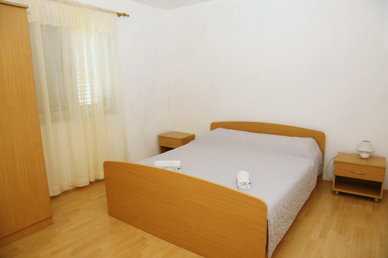 Apartments Tonia Br. 1 ซาวาลาติซา ภายนอก รูปภาพ